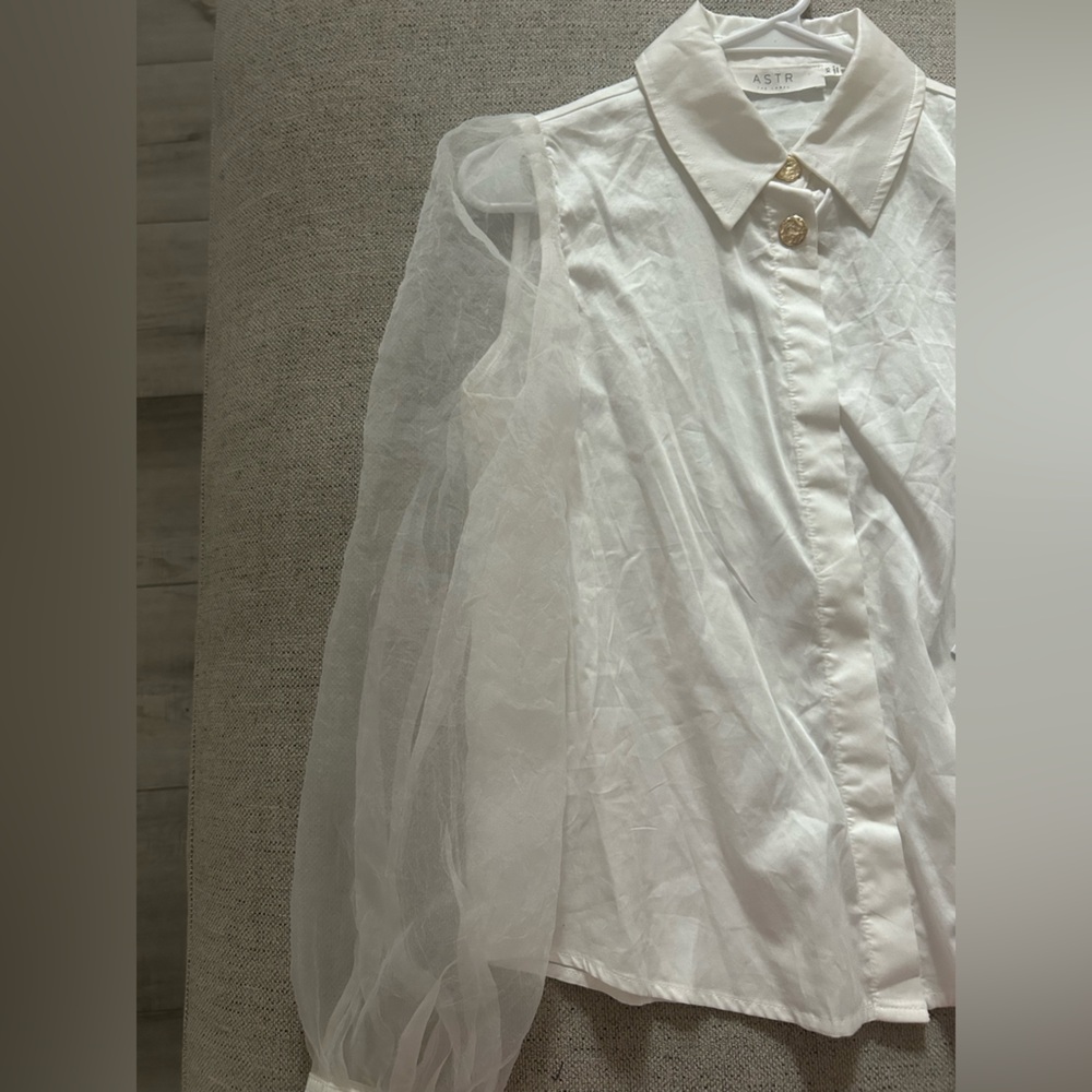 ASTR the label White Sheer Sleeve Blouse - Picture 4 of 6